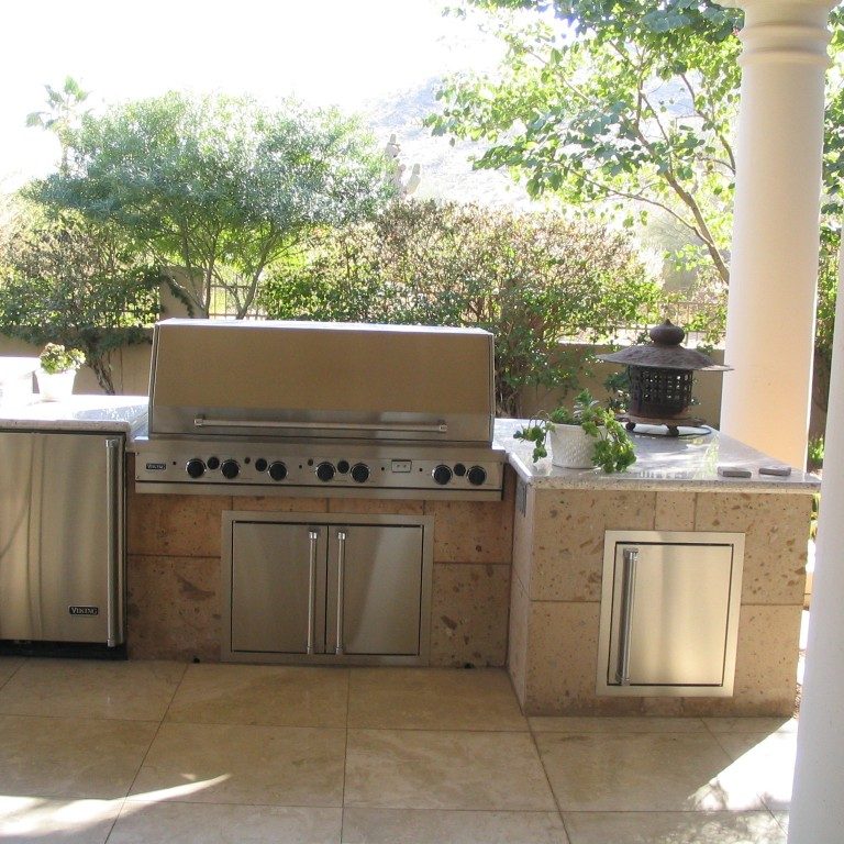 Modern outdoor kitchen sets Kingwood project photo